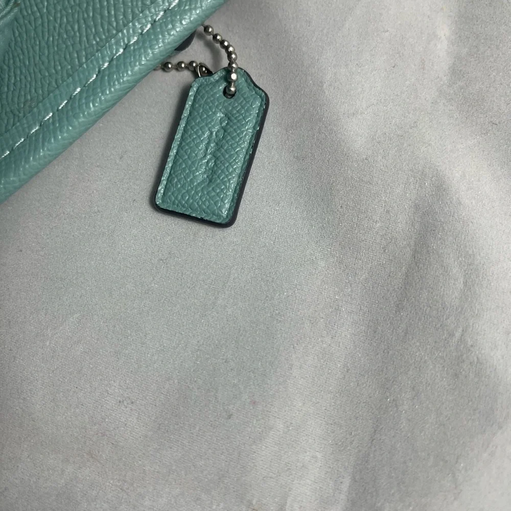 Coach Zip-Top  Tote in Signature Canvas. - Picture 3 of 8